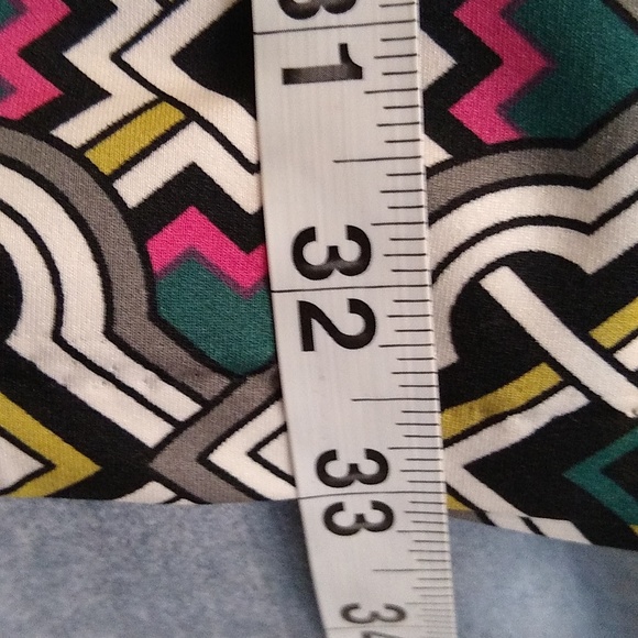 Tracy Negoshian small print Dress Green Black White pink abstract - Picture 7 of 10